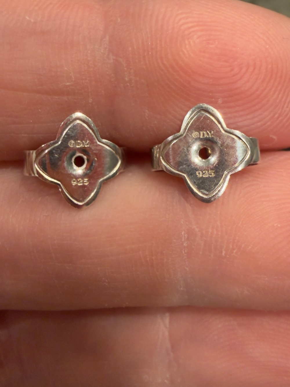 Classic David Yurman Twisted cable Hoop Earrings - 925 Silver silver - Picture 6 of 6